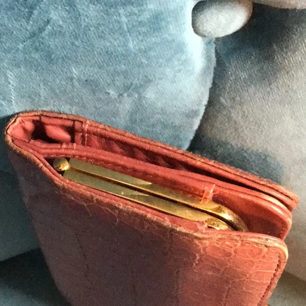 Miu Miu Kisslock Wallet